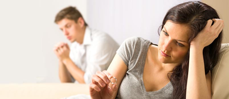 20 Common Marriage Problems Faced by Couples & Their Solutions