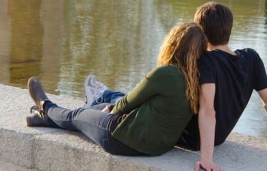 An Unbridged Gap: Benefits of Long Distance Love