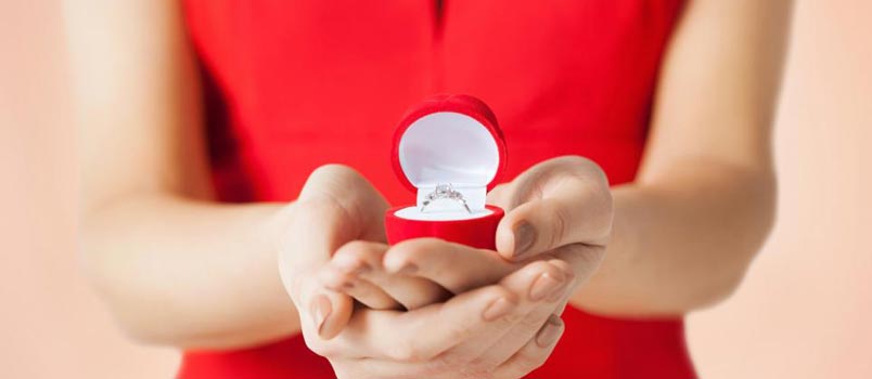 5 Engagement Ring Types That Women Won’t Refuse