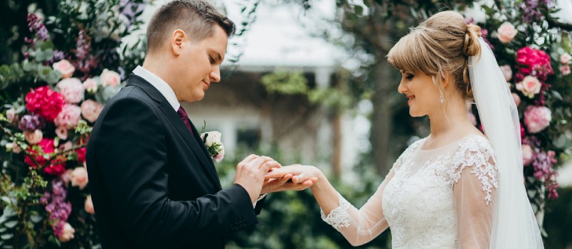 5 Simple Tips On How To Plan A Cheap Wedding Marriage Com